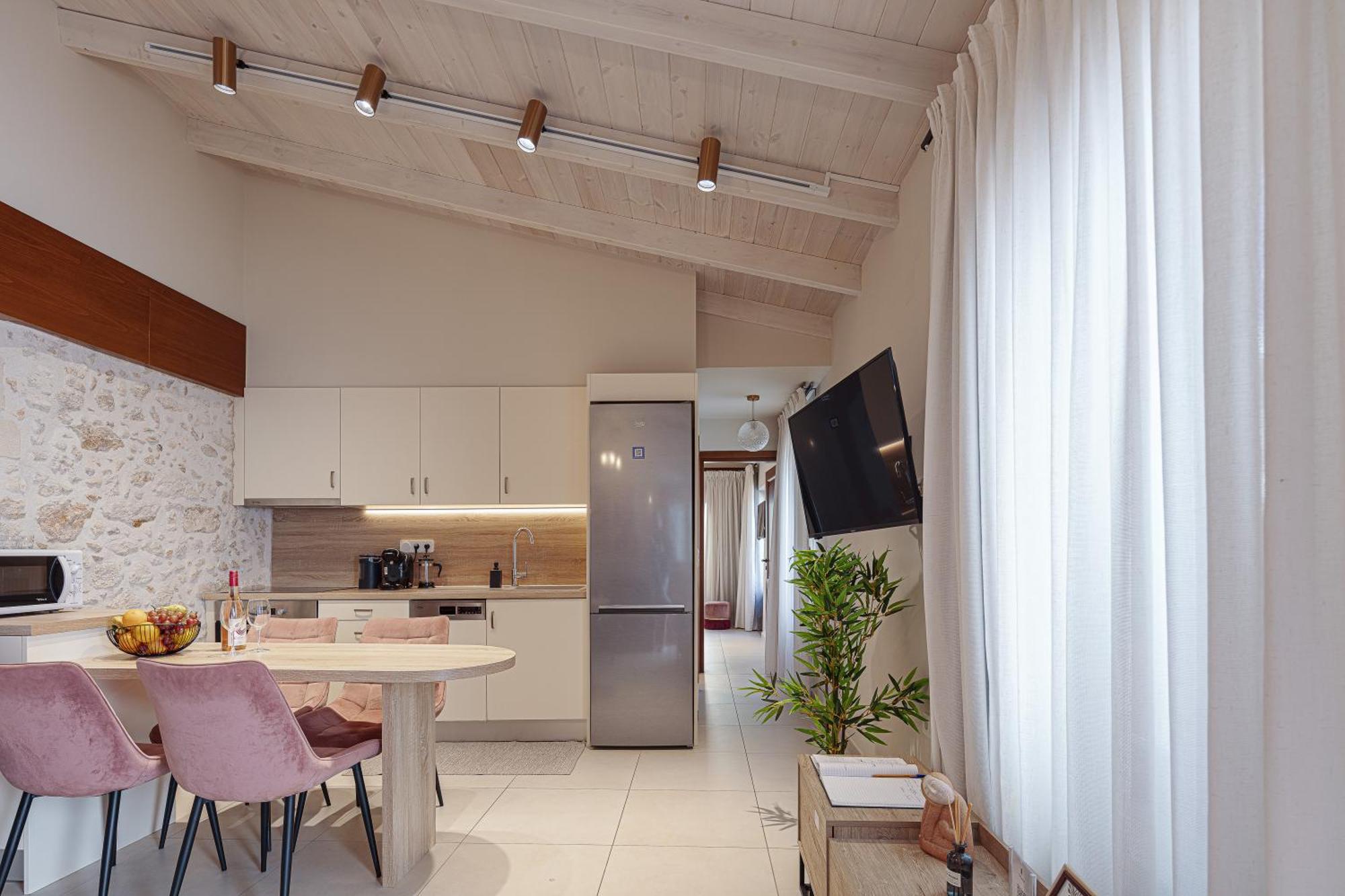 Philikon Luxury Suites Rethymno  Bagian luar foto