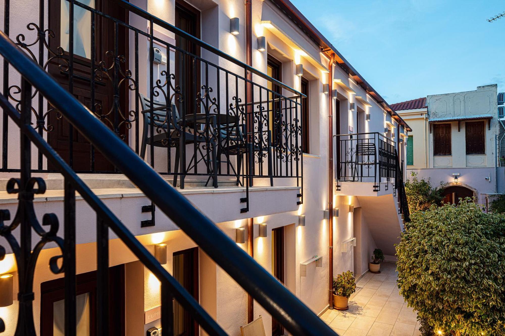 Philikon Luxury Suites Rethymno  Bagian luar foto