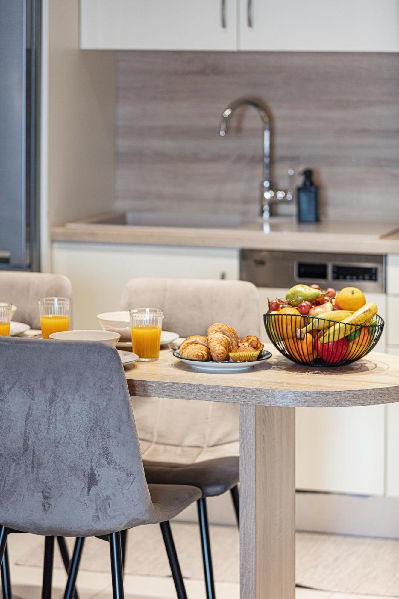 Philikon Luxury Suites Rethymno  Bagian luar foto