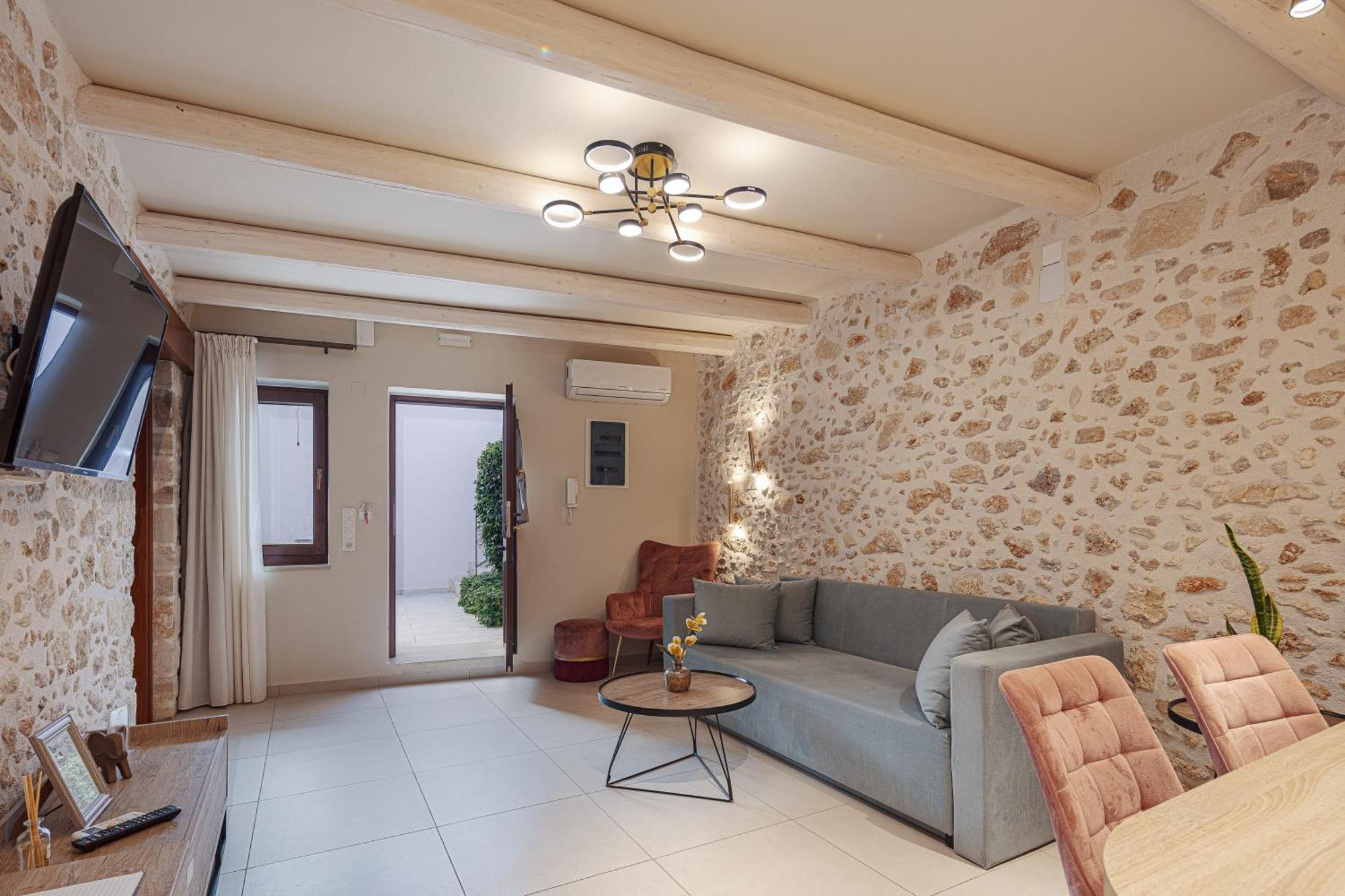Philikon Luxury Suites Rethymno  Bagian luar foto