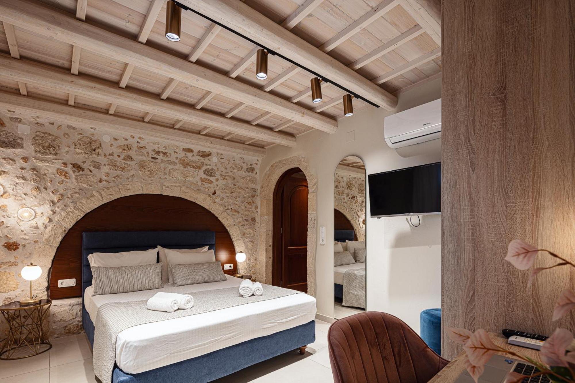 Philikon Luxury Suites Rethymno  Bagian luar foto