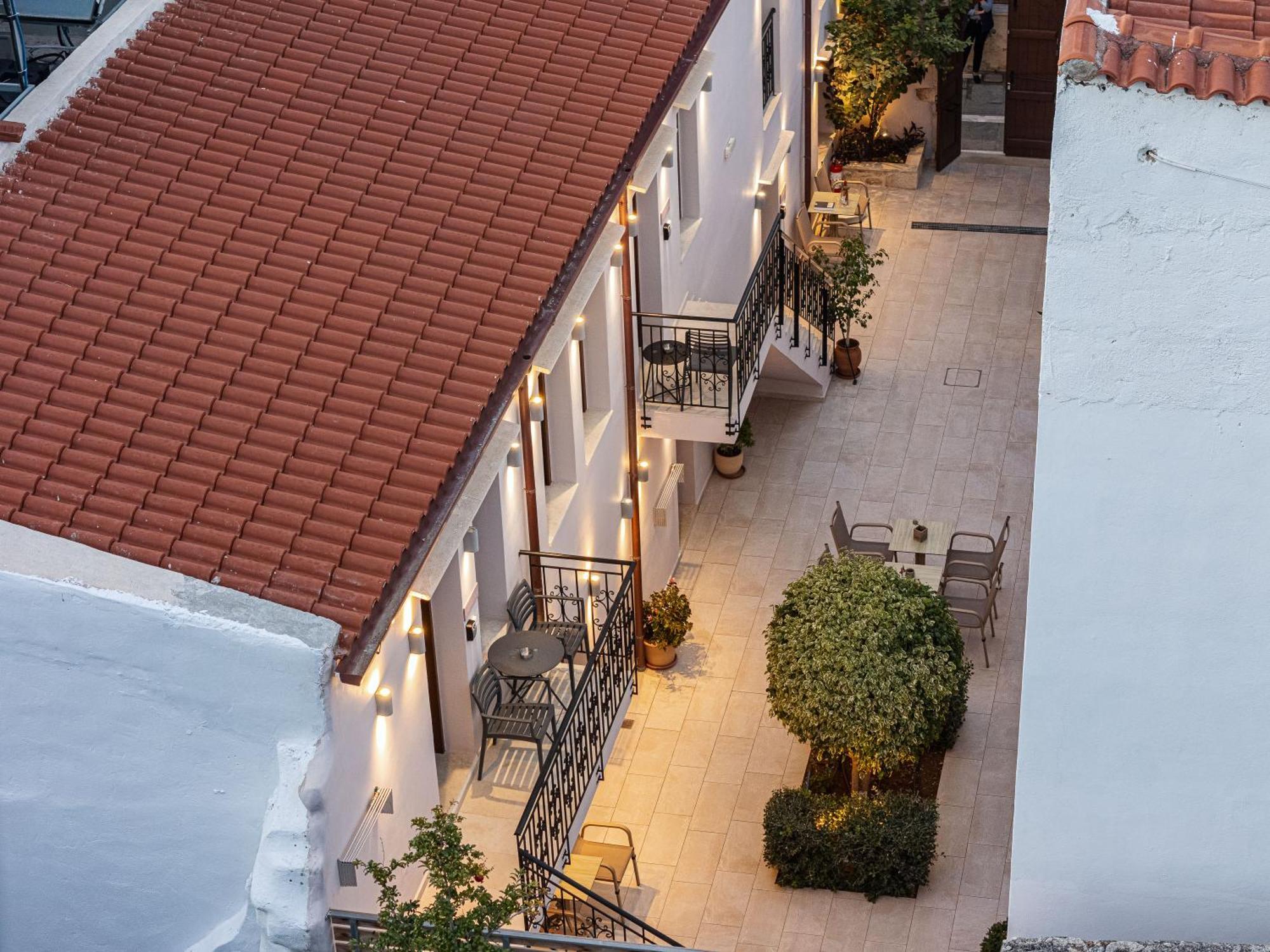 Philikon Luxury Suites Rethymno  Bagian luar foto